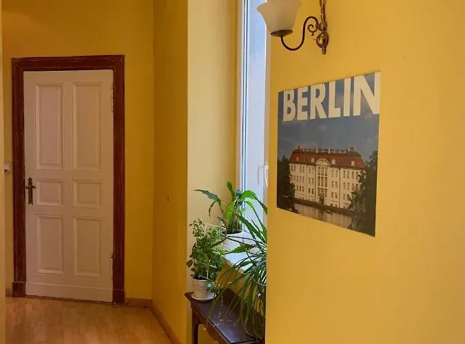 Gunia 2* Βερολίνο