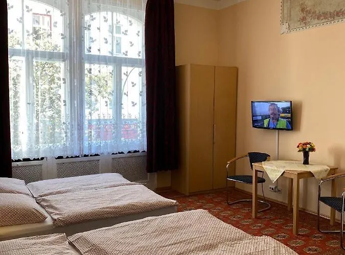 Πανσιόν Gunia 2*