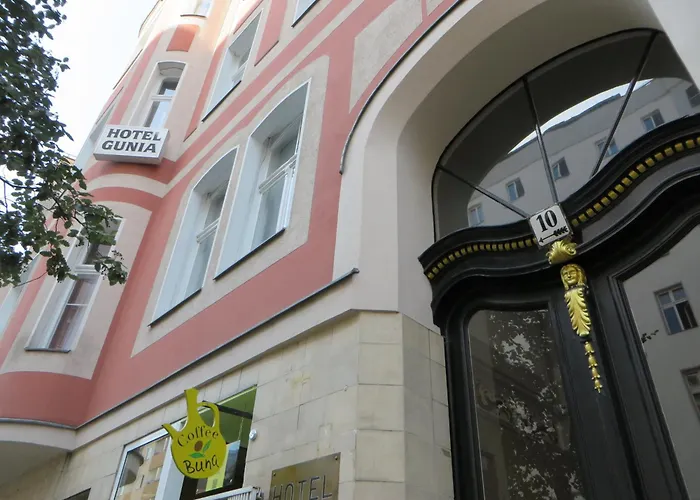 Πανσιόν Gunia