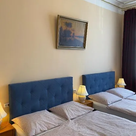 古尼亚酒店 招待所