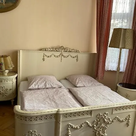 Gunia 2* Berlino