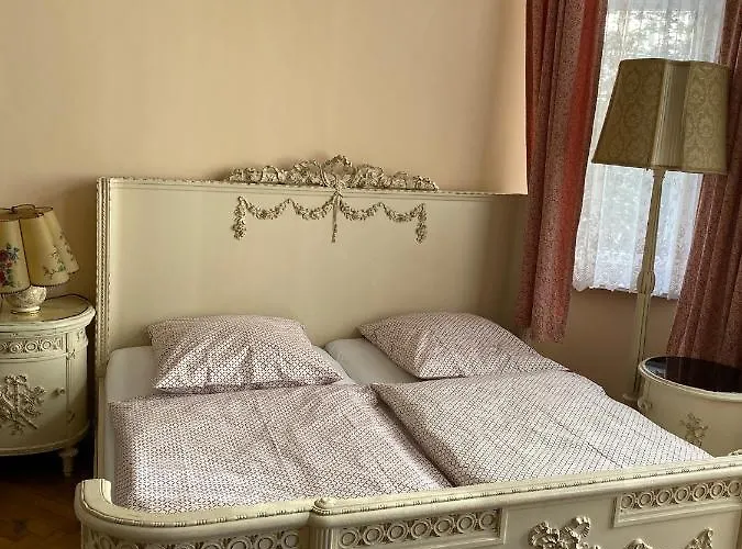 Gunia 2* Βερολίνο