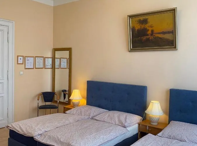 古尼亚酒店 2* 柏林