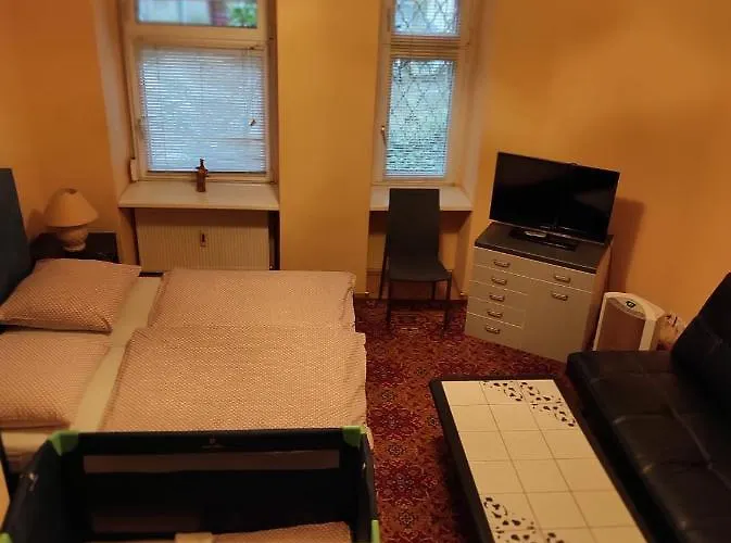 Gunia 2* Βερολίνο